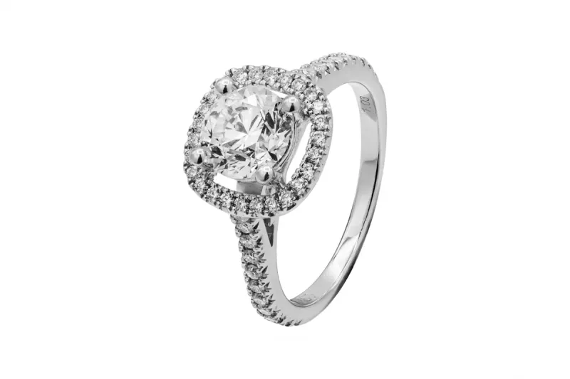 18ct White Gold Round Brilliant Halo Diamond Engagement Ring 1.35ct