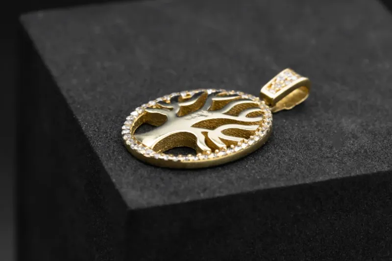 9ct Yellow Gold Tree Of Life Cubic Zirconia Pendant 3.1g