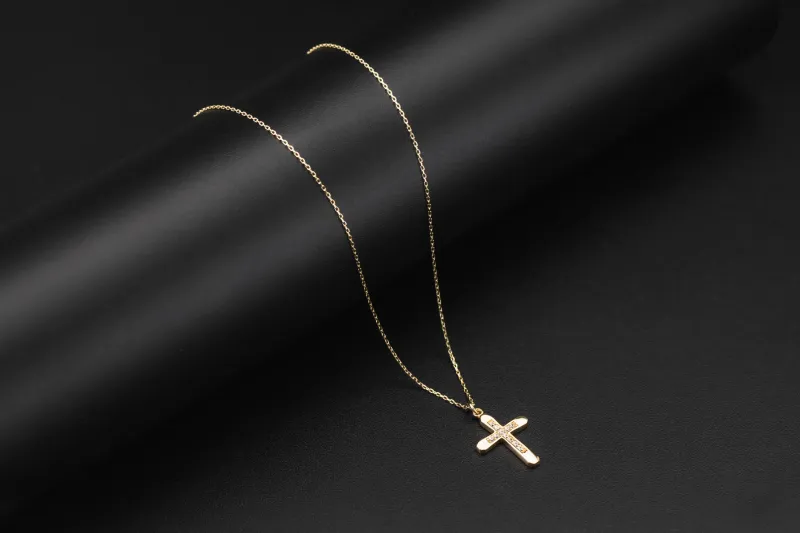 14ct Yellow Gold Cubic Zirconia Cross Necklace 18" 2.04g