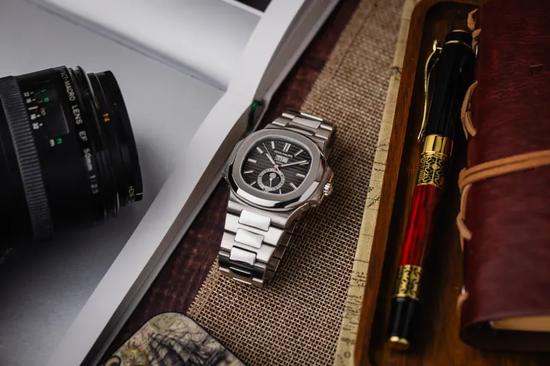 Patek Philippe Nautilus 40.5mm Stainless Steel 5726/1A-001 2016