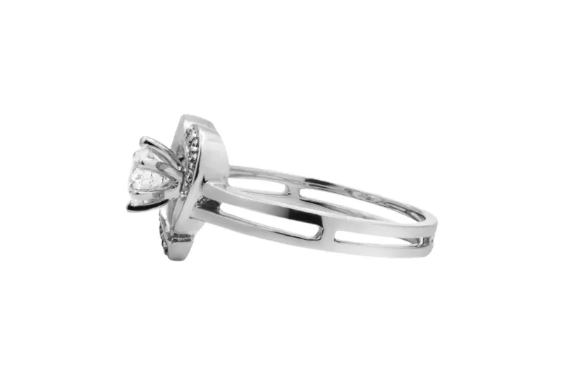 [S3297] 18ct White Gold Heart Shaped Diamond Ring 0.41ct