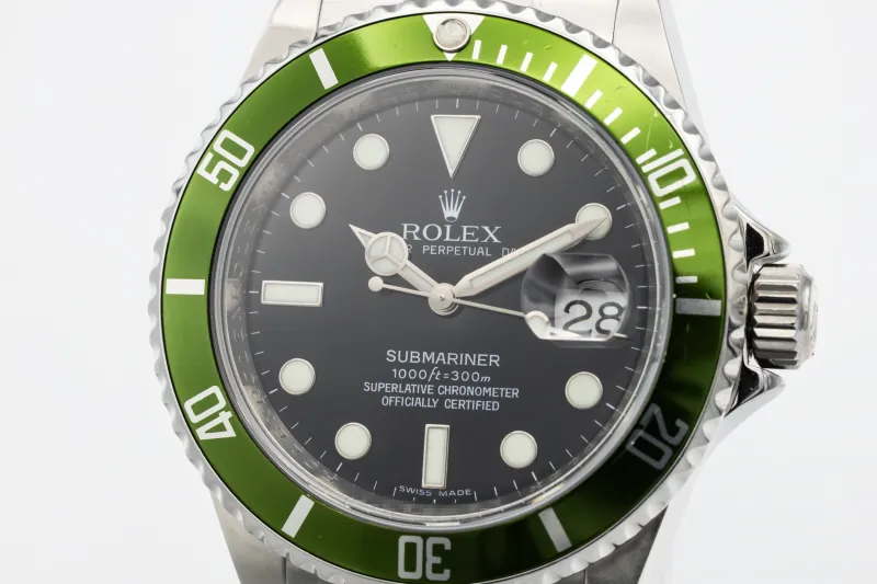 Rolex Submariner 40mm Stainless Steel Oyster 16610LV 2009