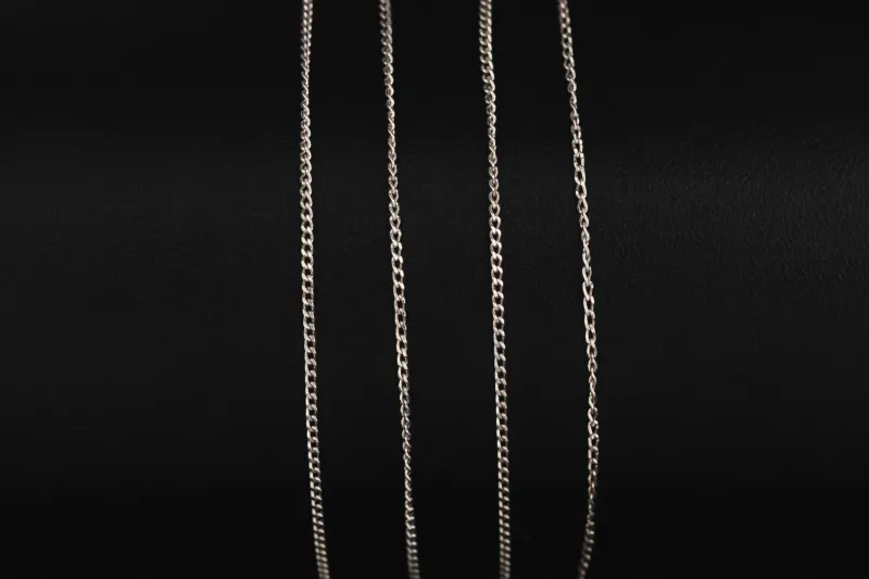 9ct White Gold Cuban Chain 22" 1.5g