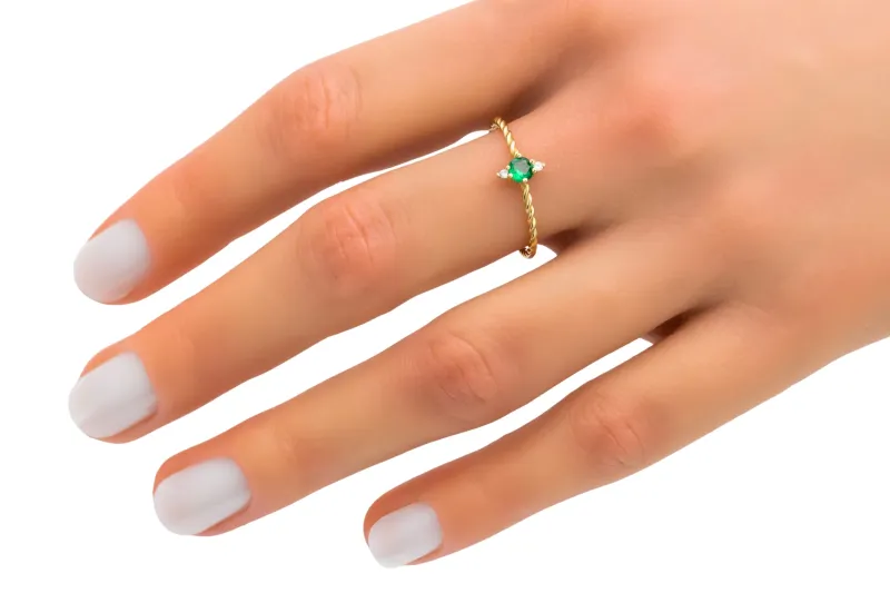 14ct Yellow Gold Trio Green and White Cubic Zirconia Twist Ring 0.80g