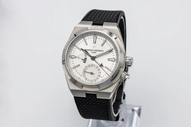 Vacheron Constantin Overseas Dual Time 41mm Black Rubber 7900V/110A-B333 2022