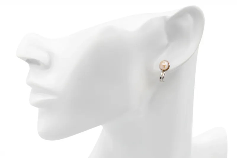 9ct White Gold Costume Pearl  Stud Earrings 2.8g
