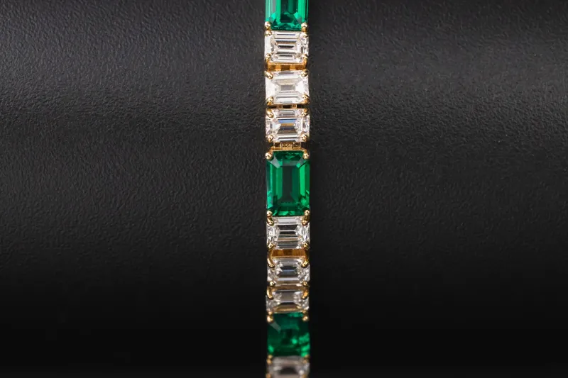 9ct Yellow Gold Lab Grown Emerald Cut Diamond Bracelet 7.52ct