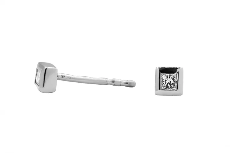 18ct White Gold Square Diamond Stud Earrings 0.10ct