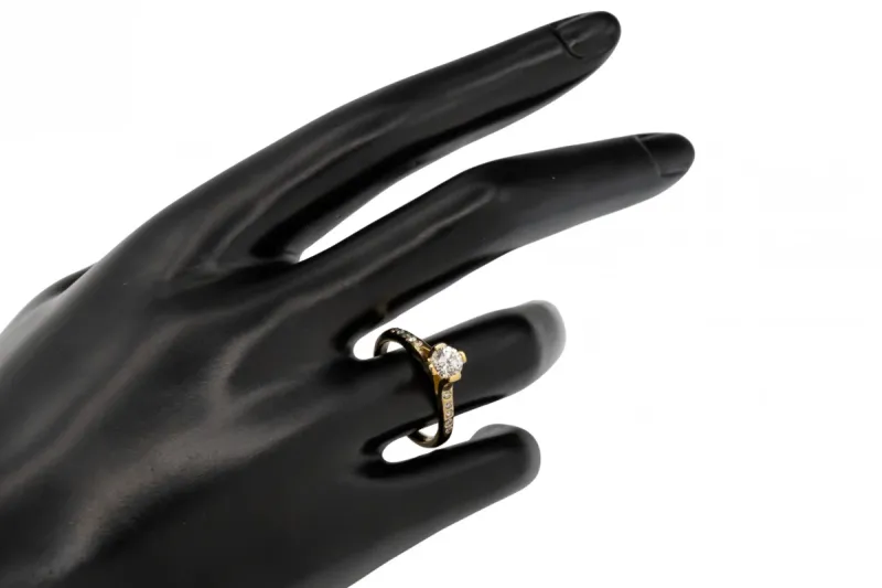 18ct Yellow Gold Diamond Engagement Ring 0.70ct
