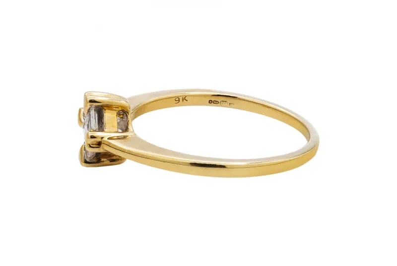 9ct Yellow Gold 5 Diamond Engagement Ring With Heart Claws