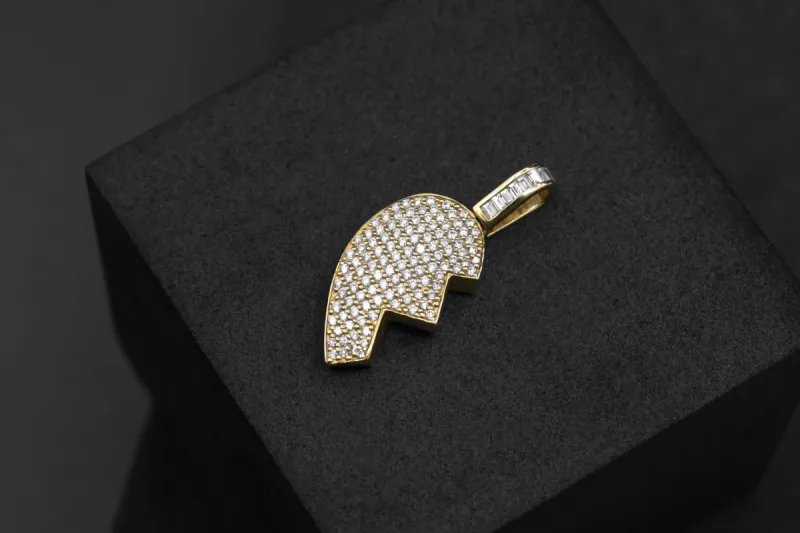 9ct Yellow Gold Half A Heart Diamond Pendant 1.10ct