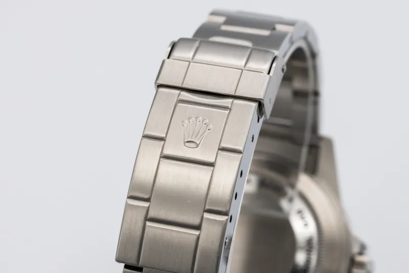 Rolex Sea-Dweller 4000 40mm Stainless Steel Oyster 16600 2001