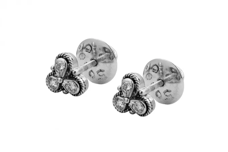 18ct White Gold Round Brilliant Diamond Antique Style Earrings 0.30ct