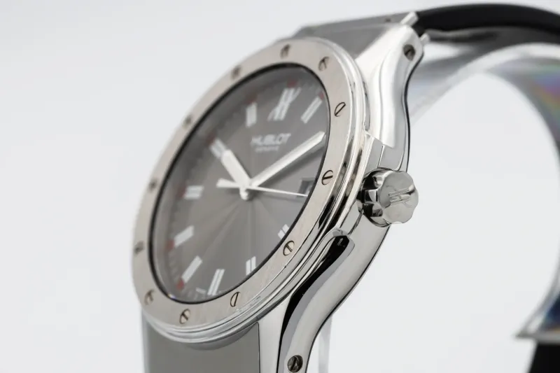 Hublot Classic Fusion 41mm Quartz Black Rubber 1905.GF40.01 2008