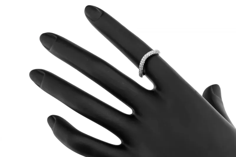 18ct White Gold Curved Pavé Diamond Ring 0.75ct