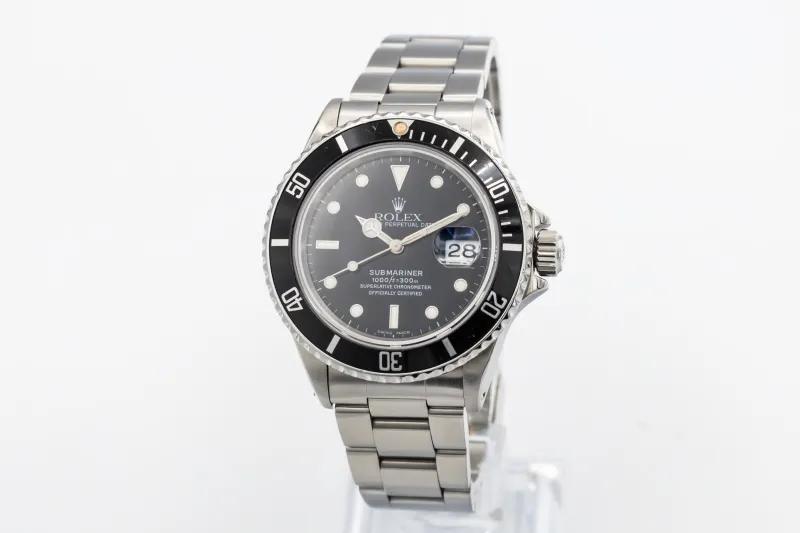 Rolex Submariner Date 40mm Stainless Steel Oyster 16800 1986