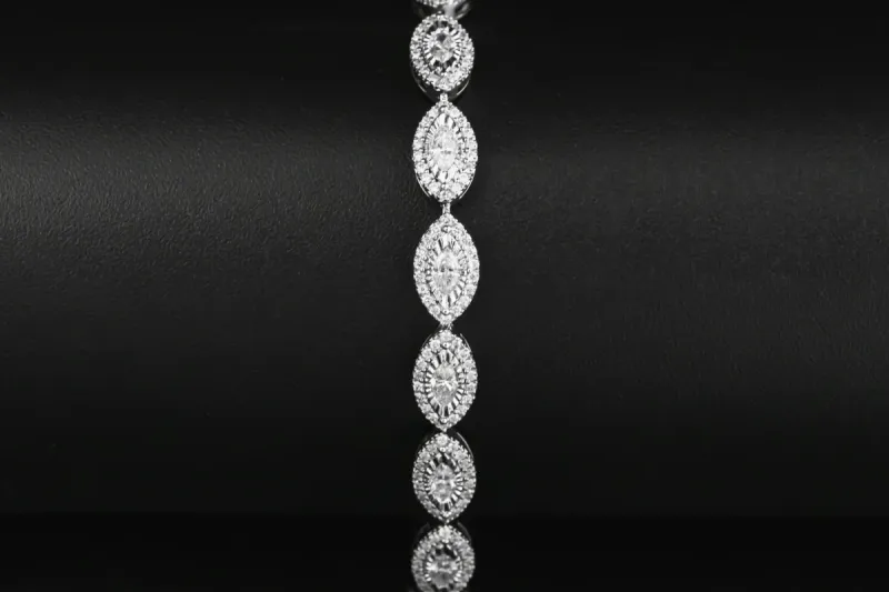 9ct White Gold Diamond Marquise Bracelet 3.02ct