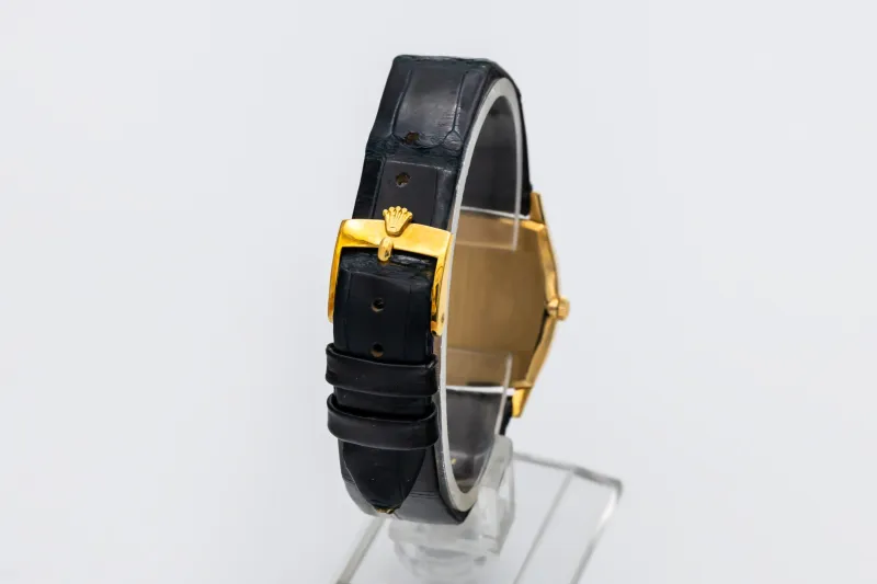 Rolex Cellini 31mm 18ct Yellow Gold Black Leather 3805 1984