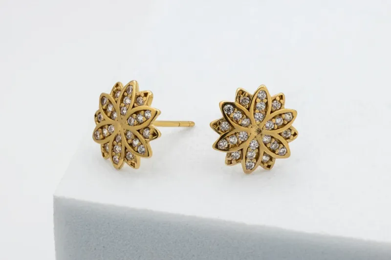 9ct Yellow Gold Cubic Zirconia Flower Stud Earrings