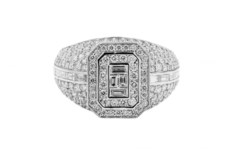9ct White Gold Diamond Ring 2.86ct 8.8g