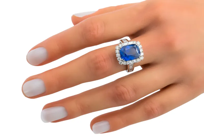 18ct White Gold Sapphire Diamond Cluster Engagement Ring 6.91ct
