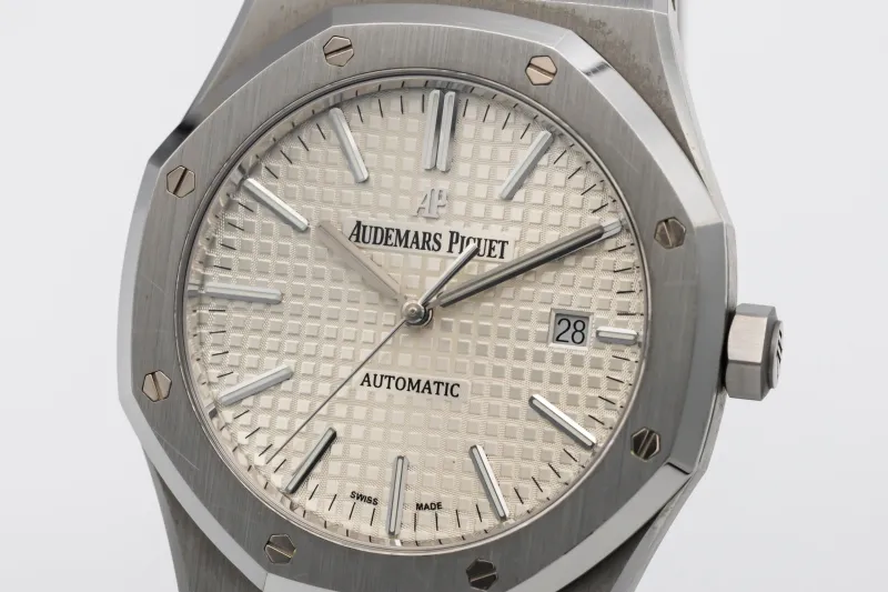 Audemars Piguet Royal Oak 41mm Stainless Steel 15400ST.OO.1220ST.02 Circa 2020