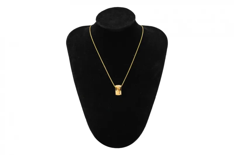 18ct Yellow Gold & Diamond Pendant Necklace 4.6g