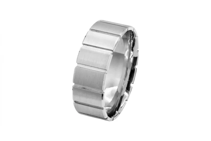 9ct White Gold Wedding Band 7.6mm
