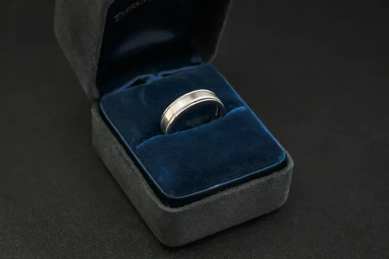 Tiffany & Co. Platinum 950 Double Millgrain Wedding Band 5.95mm