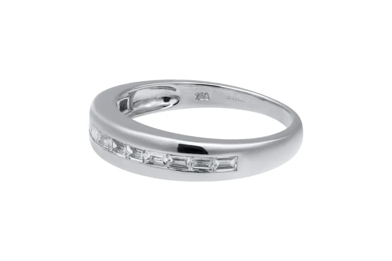 18ct White Gold Baguette Diamond Wedding Band 0.60ct