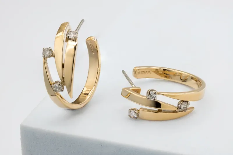 9ct Yellow Gold Cubic Zirconia Hoop Earrings 6.6g