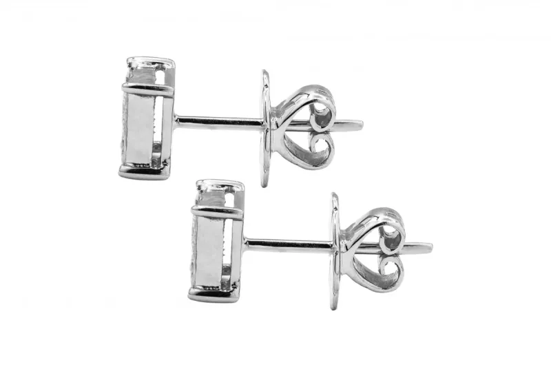 18ct White Gold Princess Cut Diamond Stud Earrings 1.01ct