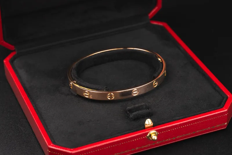 Cartier LOVE Classic 18ct Rose Gold Bracelet Size 18 Original Box