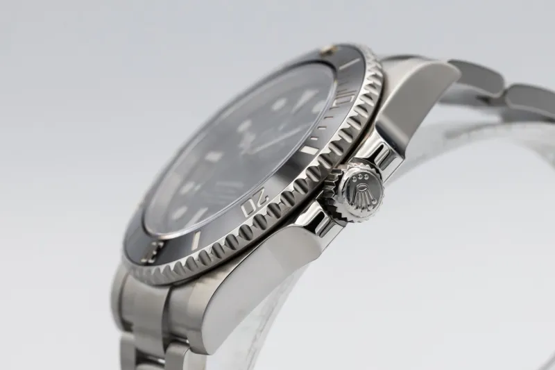 Rolex Submariner Non-Date 40mm Stainless Steel Oyster 114060 2018
