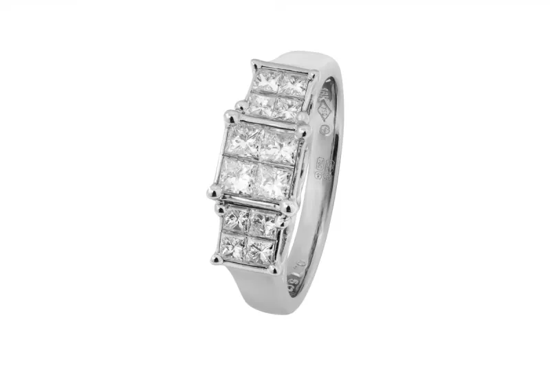 18ct White Gold Princess Cut Diamond Cluster Ring 0.75ct