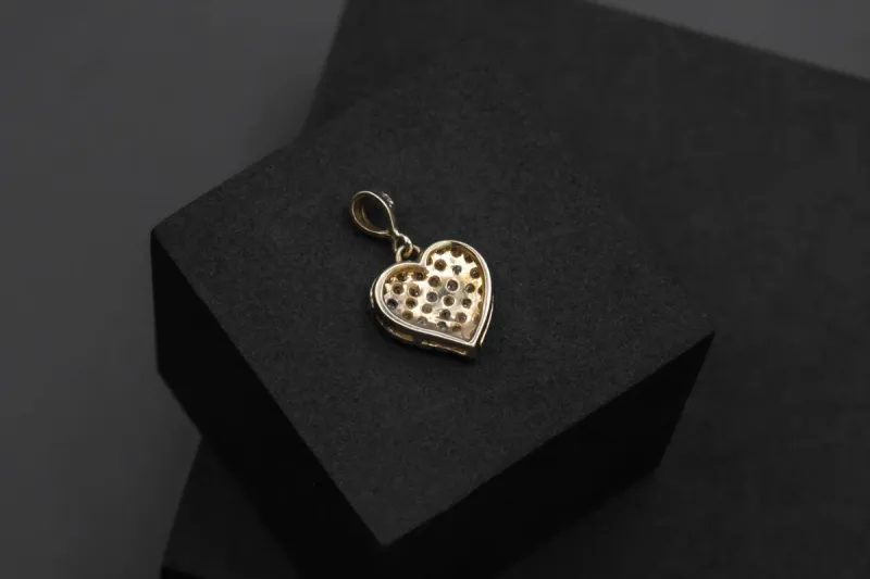 14ct Yellow Gold Round Brilliant Diamond Heart Pendant 0.80ct