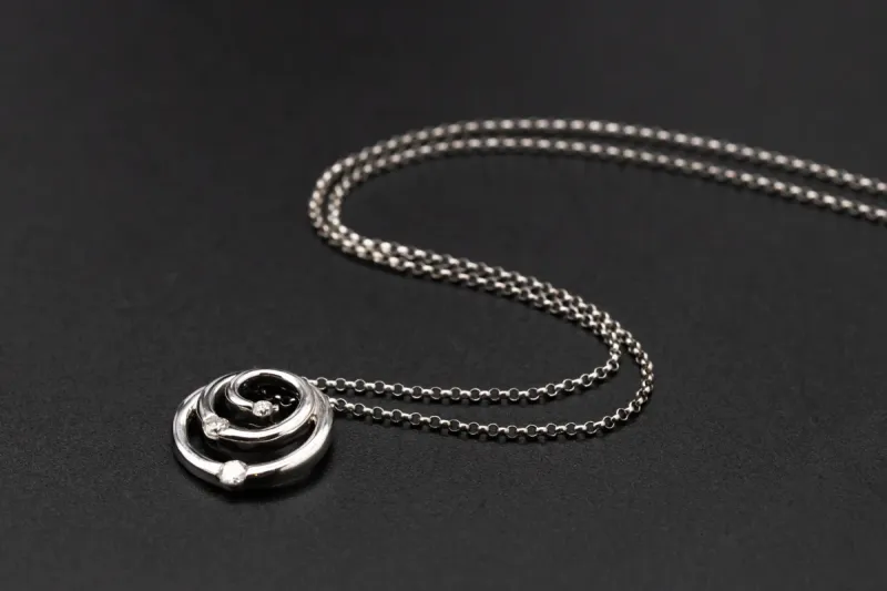 18ct White Gold Diamond Set Necklace 0.43ct
