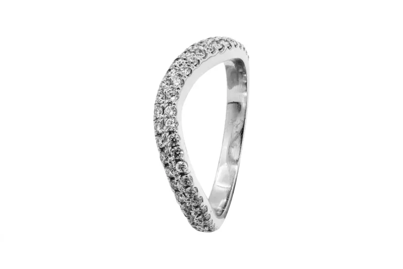 18ct White Gold Curved Pavé Diamond Ring 0.75ct