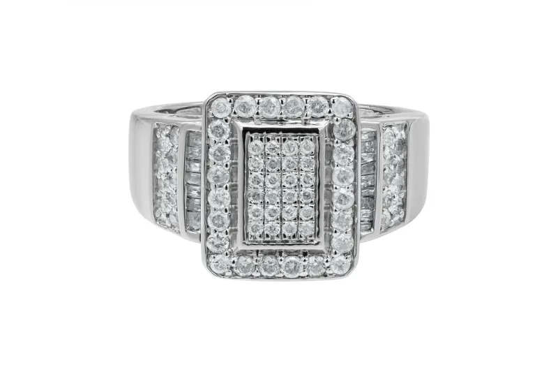 9ct White Gold Diamond Ring 0.95ct 6.8g