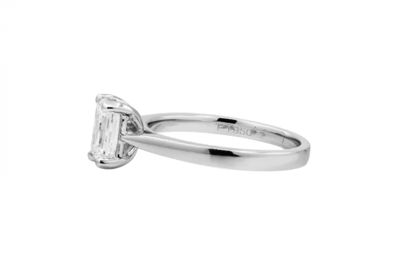 Platinum LAB Diamond Emerald Engagement Ring 1.06ct IGI Certified