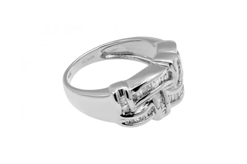 14ct White Gold Channel Set Baguette Ring 5.8g 0.48ct