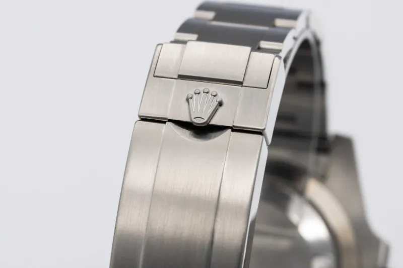 Rolex Submariner 40mm 'Hulk' Stainless Steel Oyster 116610LV 2019