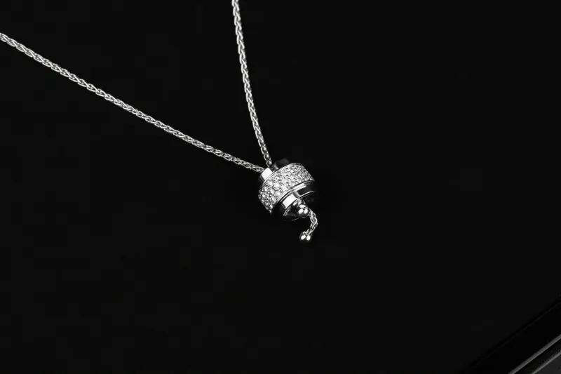 18ct White Gold Piaget Possession Diamond Necklace