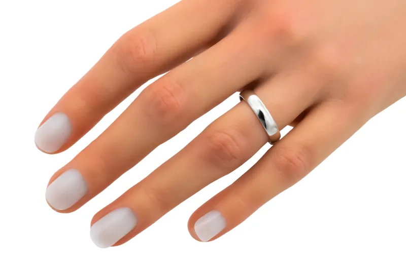 Platinum Wedding Band D-Court 4mm