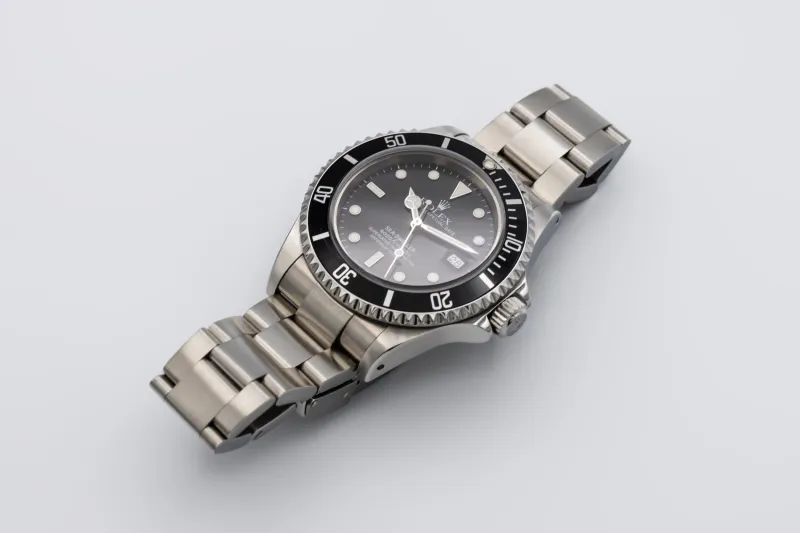 Rolex Sea-Dweller 4000 40mm Stainless Steel Oyster 16600 2001