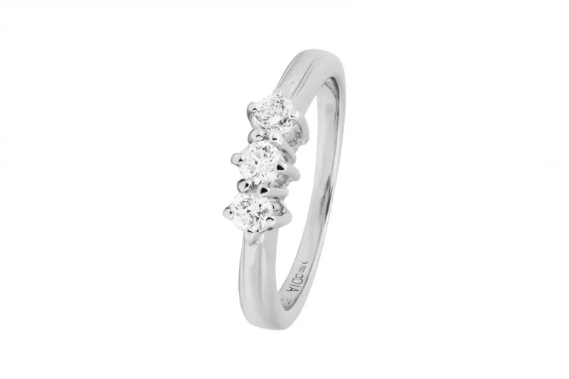 18ct White Gold Trio Diamond Ring 0.33ct