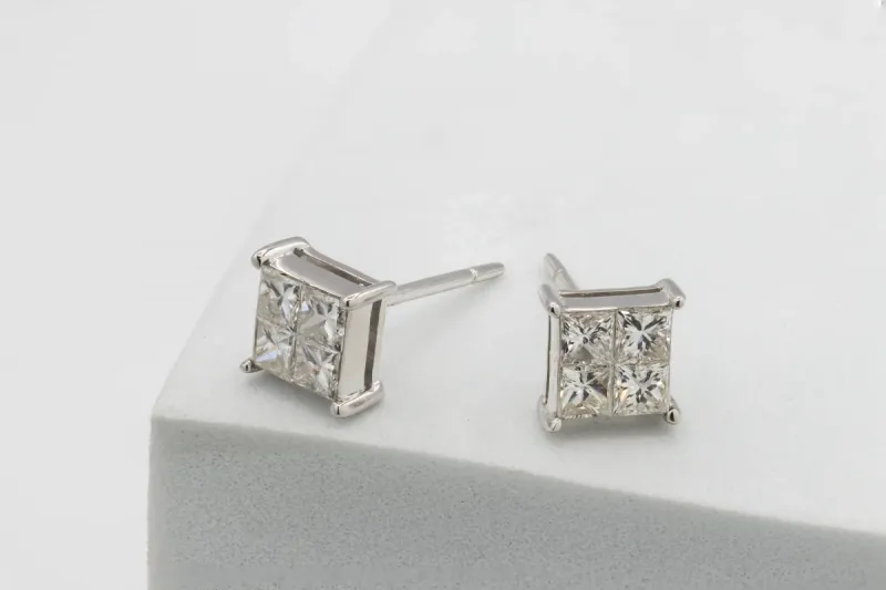 18ct White Gold Princess Cut Diamond Stud Earrings 1.01ct