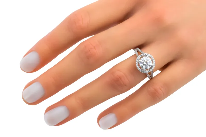 18ct White Gold Round Halo Lab Diamond Ring 1.48ct IGI Certified