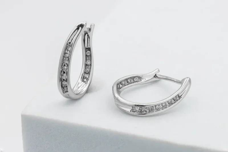 9ct White Gold Diamond Huggie Earrings 2.5g