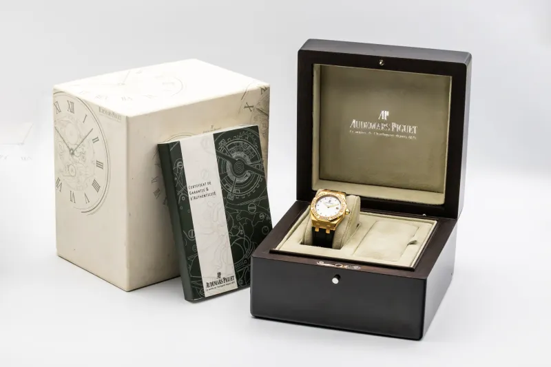 Audemars Piguet Royal Oak Lady 33mm Black Rubber 67601BA.ZZ.D012CR.03 2007